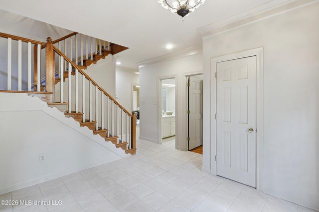 9 Avery Circle, Jackson, MS 39211