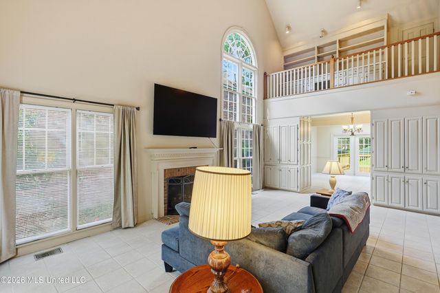 9 Avery Circle, Jackson, MS 39211