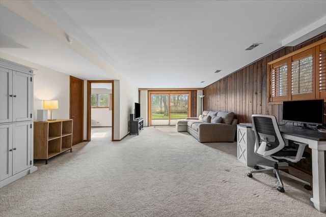 2374 N Westwood Lane, Palatine, IL 60074