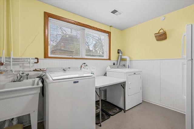 2374 N Westwood Lane, Palatine, IL 60074