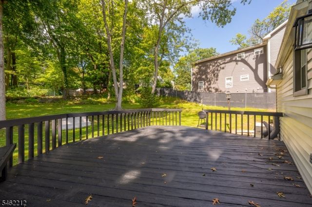 18 Lorelei Rd, West Orange Twp., NJ 07052
