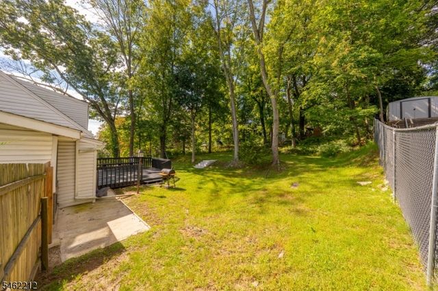 18 Lorelei Rd, West Orange Twp., NJ 07052