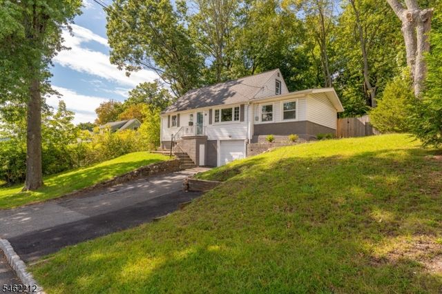 18 Lorelei Rd, West Orange Twp., NJ 07052
