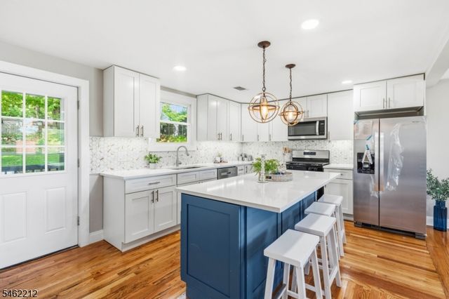 18 Lorelei Rd, West Orange Twp., NJ 07052