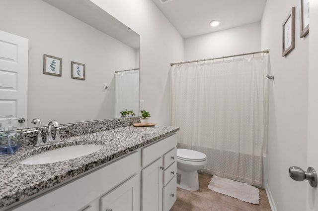 5807 Whitebark Dr., Myrtle Beach, SC 29577