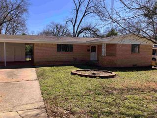 3210 S Donnybrook Avenue, Tyler, TX 75701
