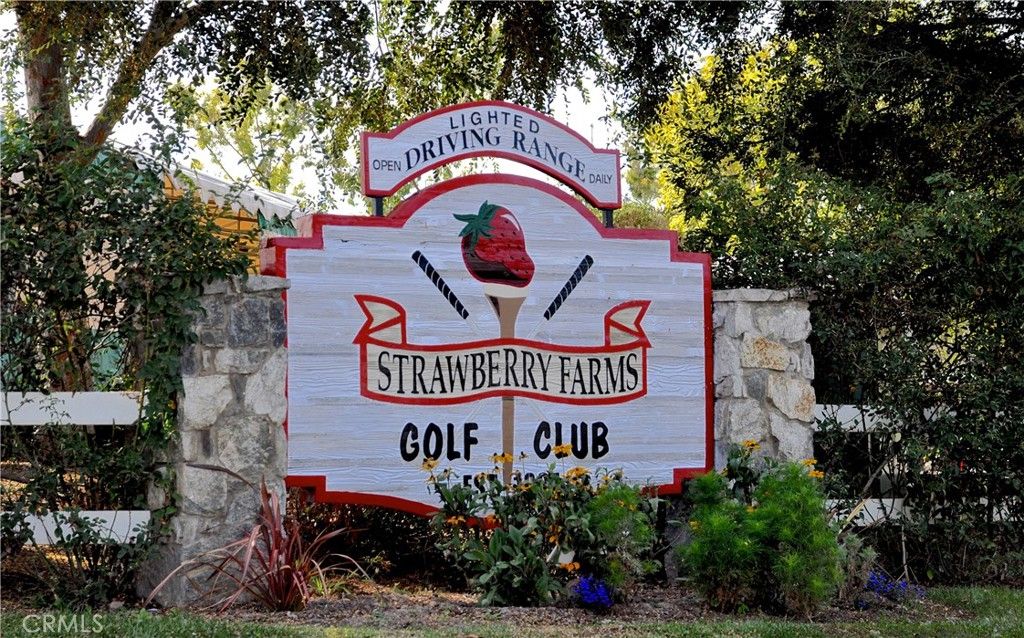 Image 53 of property listing at 33 Flowerbud, Irvine, CA 92603