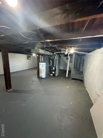 6507 Leschen Avenue, Hillsdale, MO 63121