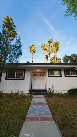 5604 Valley Circle Boulevard, Woodland Hills, CA 91367