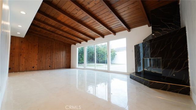 5604 Valley Circle Boulevard, Woodland Hills, CA 91367