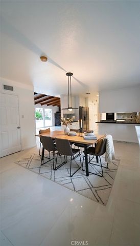 5604 Valley Circle Boulevard, Woodland Hills, CA 91367