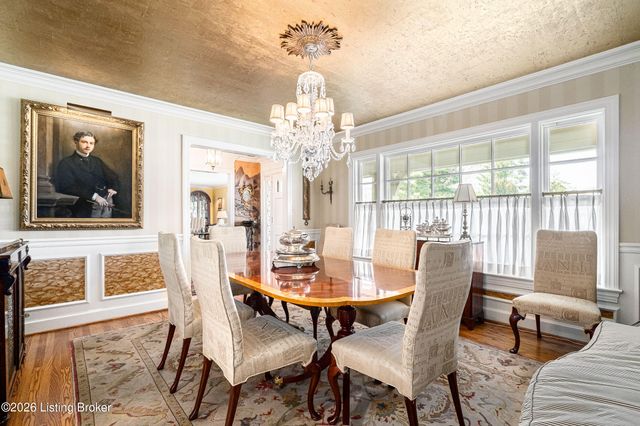 504 Ridgewood Rd, Louisville, KY 40207