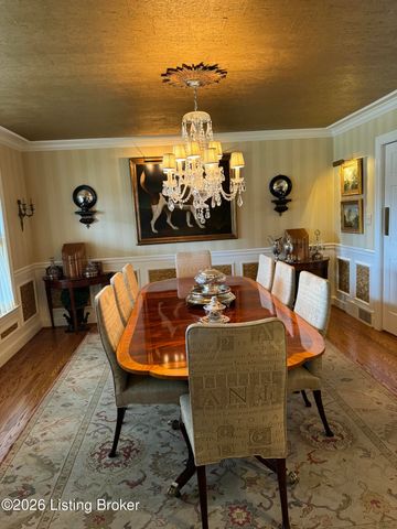 504 Ridgewood Rd, Louisville, KY 40207