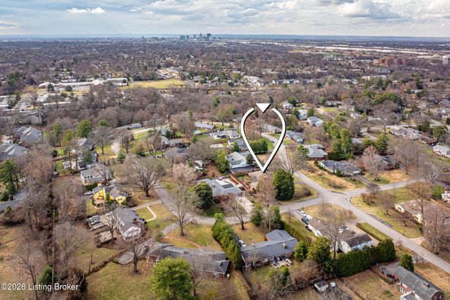 504 Ridgewood Rd, Louisville, KY 40207