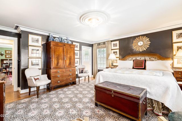 504 Ridgewood Rd, Louisville, KY 40207