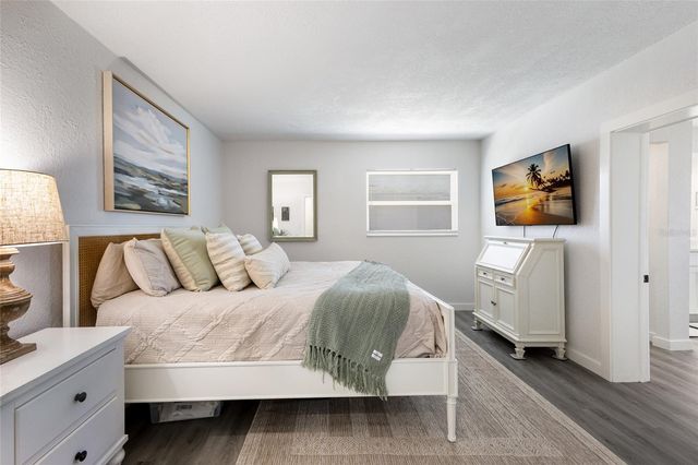 10316 KINGFISHER ROAD W, Bradenton, FL 34209