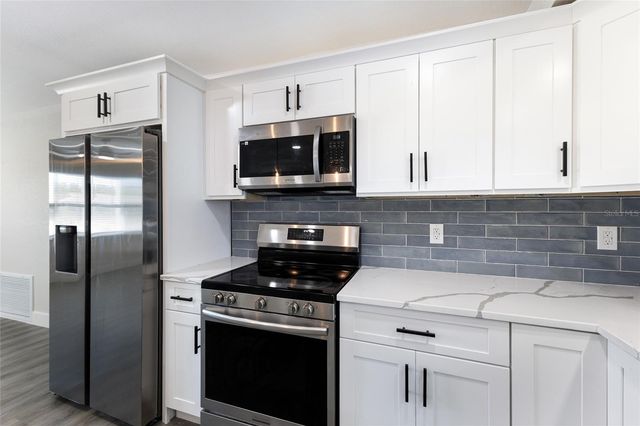 10316 KINGFISHER ROAD W, Bradenton, FL 34209