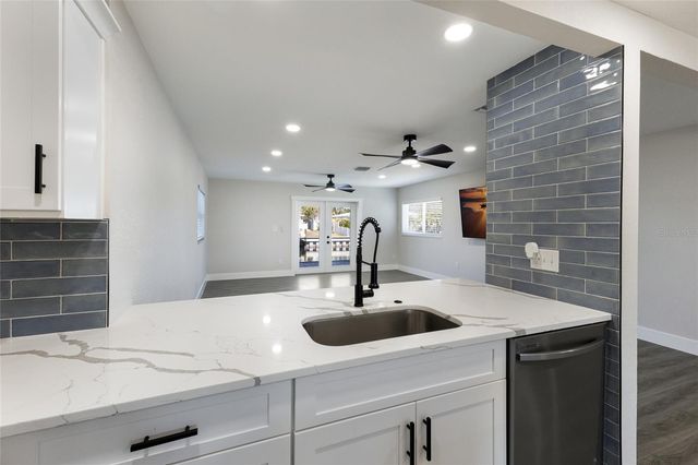 10316 KINGFISHER ROAD W, Bradenton, FL 34209