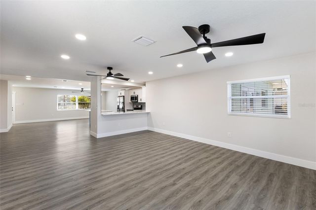 10316 KINGFISHER ROAD W, Bradenton, FL 34209