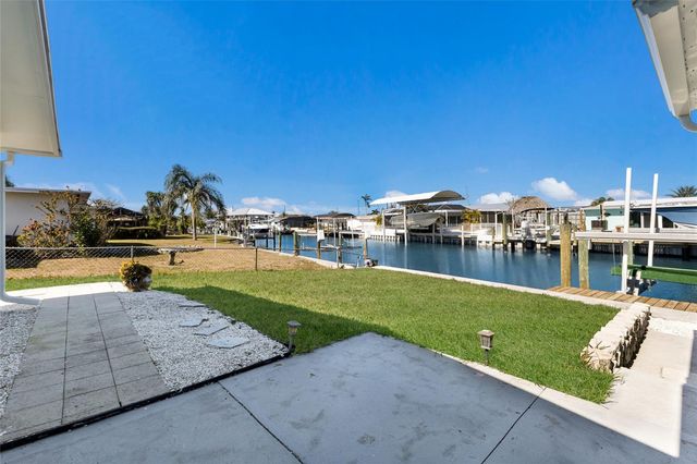 10316 KINGFISHER ROAD W, Bradenton, FL 34209