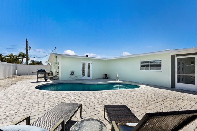 10316 KINGFISHER ROAD W, Bradenton, FL 34209