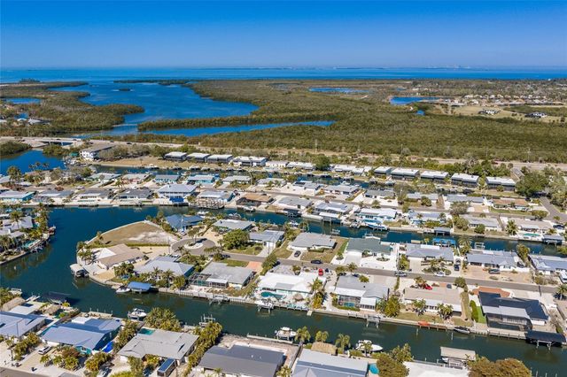 10316 KINGFISHER ROAD W, Bradenton, FL 34209