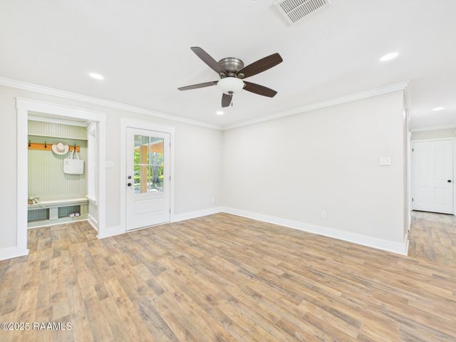 208 Debby Drive, Lafayette, LA 70503