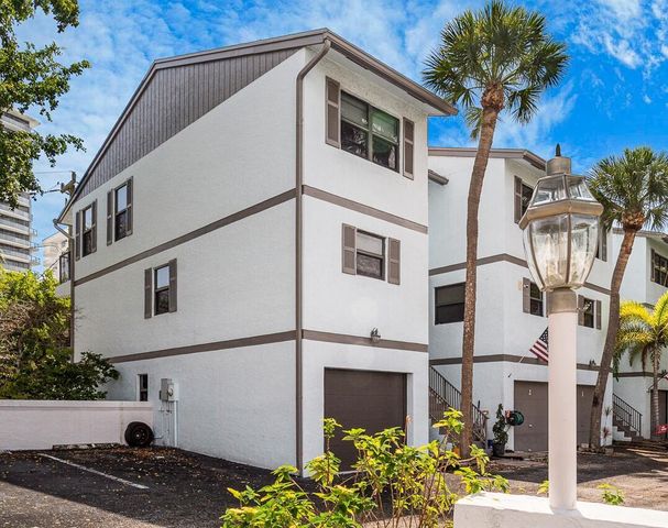 3250 NE 12th Street 1, Pompano Beach, FL 33062