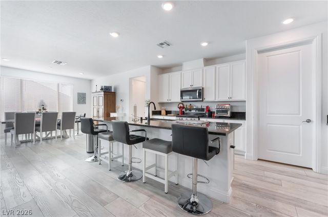 2125 Millergrove Avenue, North Las Vegas, NV 89086