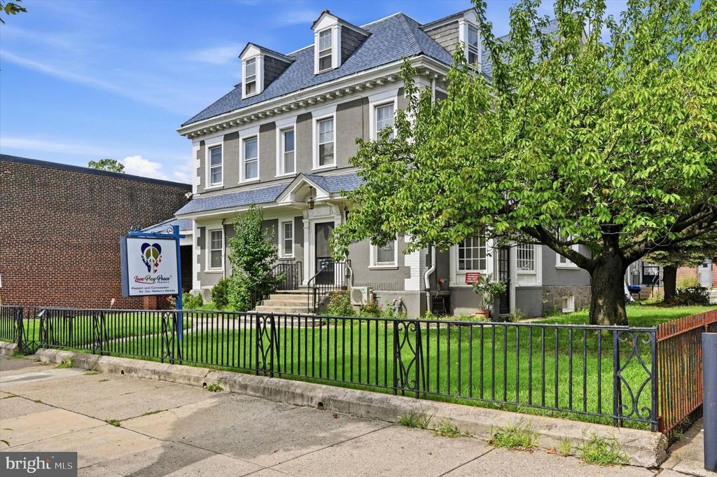 6948 TORRESDALE, PHILADELPHIA, PA 19135 — exterior