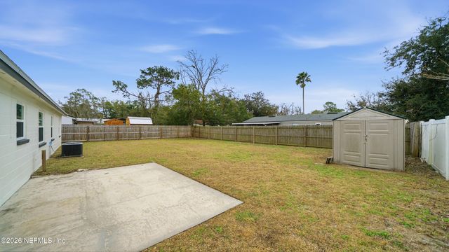 8124 JEANWOOD Drive, Jacksonville, FL 32210