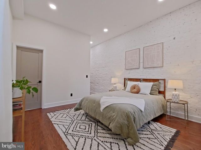 1613 N 33RD ST, Philadelphia, PA 19121