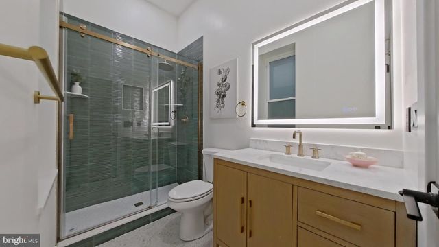 1613 N 33RD ST, Philadelphia, PA 19121