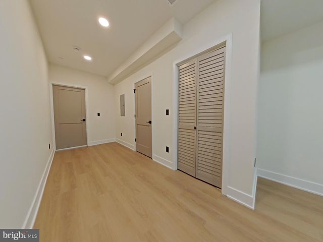 1613 N 33RD ST, Philadelphia, PA 19121