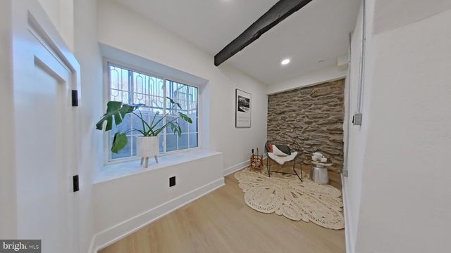 1613 N 33RD ST, Philadelphia, PA 19121