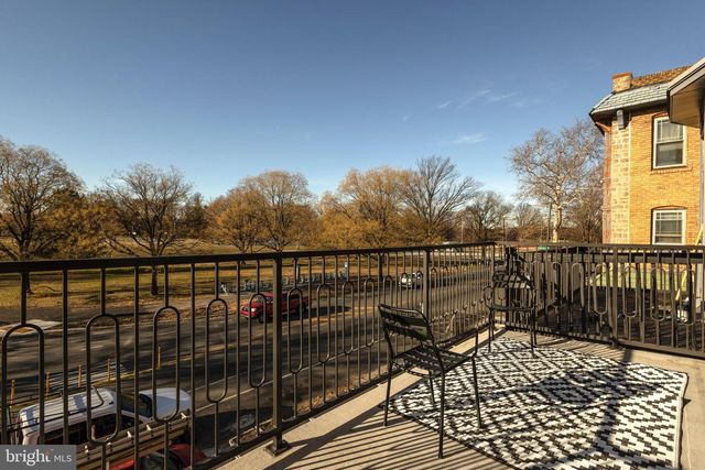 1613 N 33RD ST, Philadelphia, PA 19121