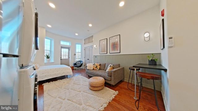 1613 N 33RD ST, Philadelphia, PA 19121