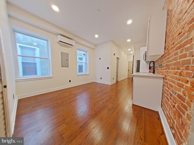 1613 N 33RD ST, Philadelphia, PA 19121