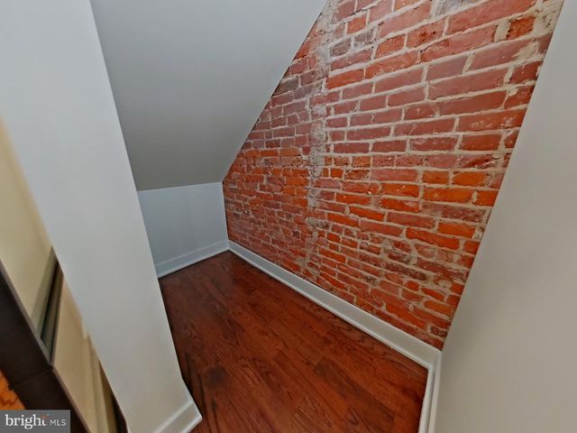 1613 N 33RD ST, Philadelphia, PA 19121