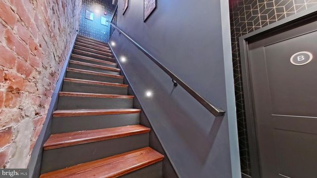 1613 N 33RD ST, Philadelphia, PA 19121