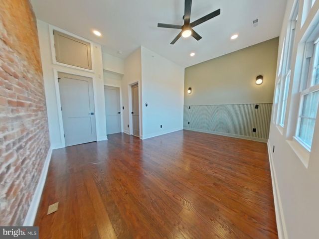 1613 N 33RD ST, Philadelphia, PA 19121