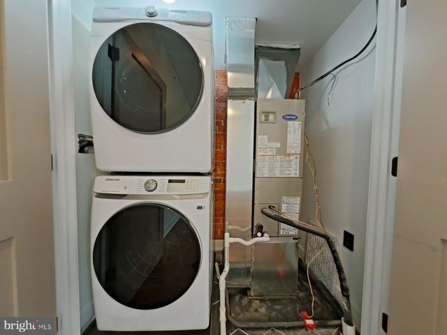 1613 N 33RD ST, Philadelphia, PA 19121