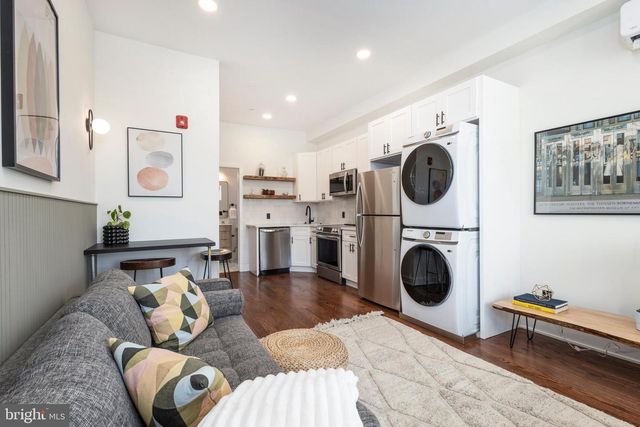 1613 N 33RD ST, Philadelphia, PA 19121