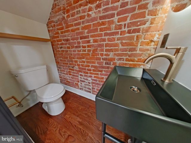 1613 N 33RD ST, Philadelphia, PA 19121