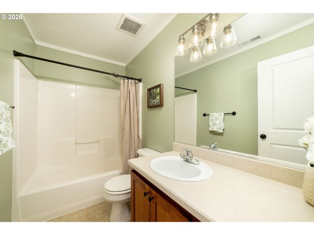 219 Sw OWENS Pl, Troutdale, OR 97060