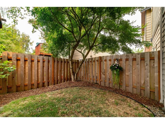 219 Sw OWENS Pl, Troutdale, OR 97060