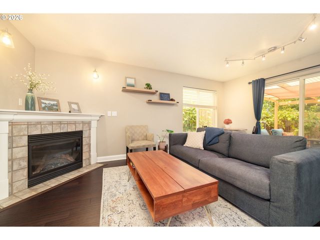 219 Sw OWENS Pl, Troutdale, OR 97060