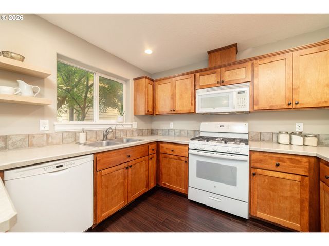 219 Sw OWENS Pl, Troutdale, OR 97060