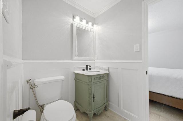 8927 Aspen Place Drive, Houston, TX 77071