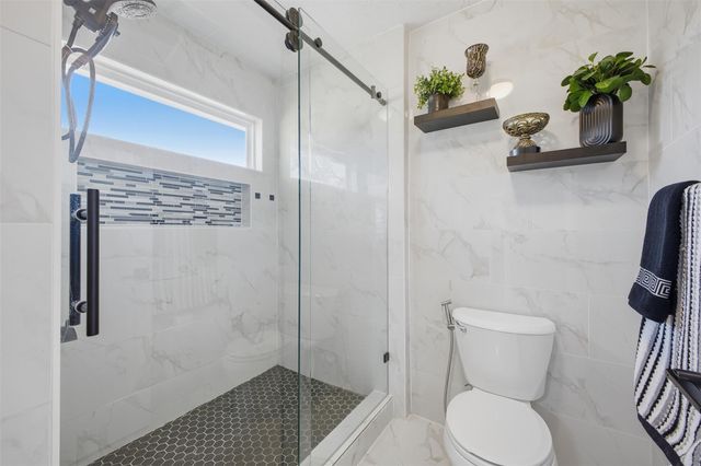 8927 Aspen Place Drive, Houston, TX 77071